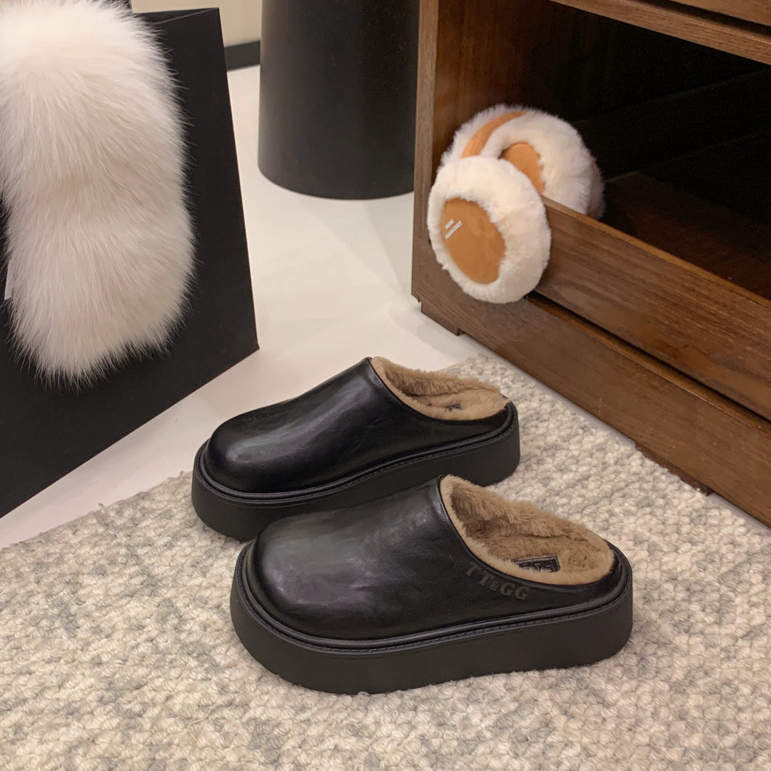 Damen gemütliche Fleece-Clogs mit rutschfester Sohle sowie weichem Kunstfell-Innenfutter EB