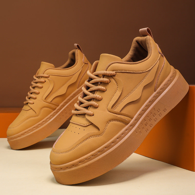 Damen Plattform-Sneaker mit trendigem Design und robustem Profil EB