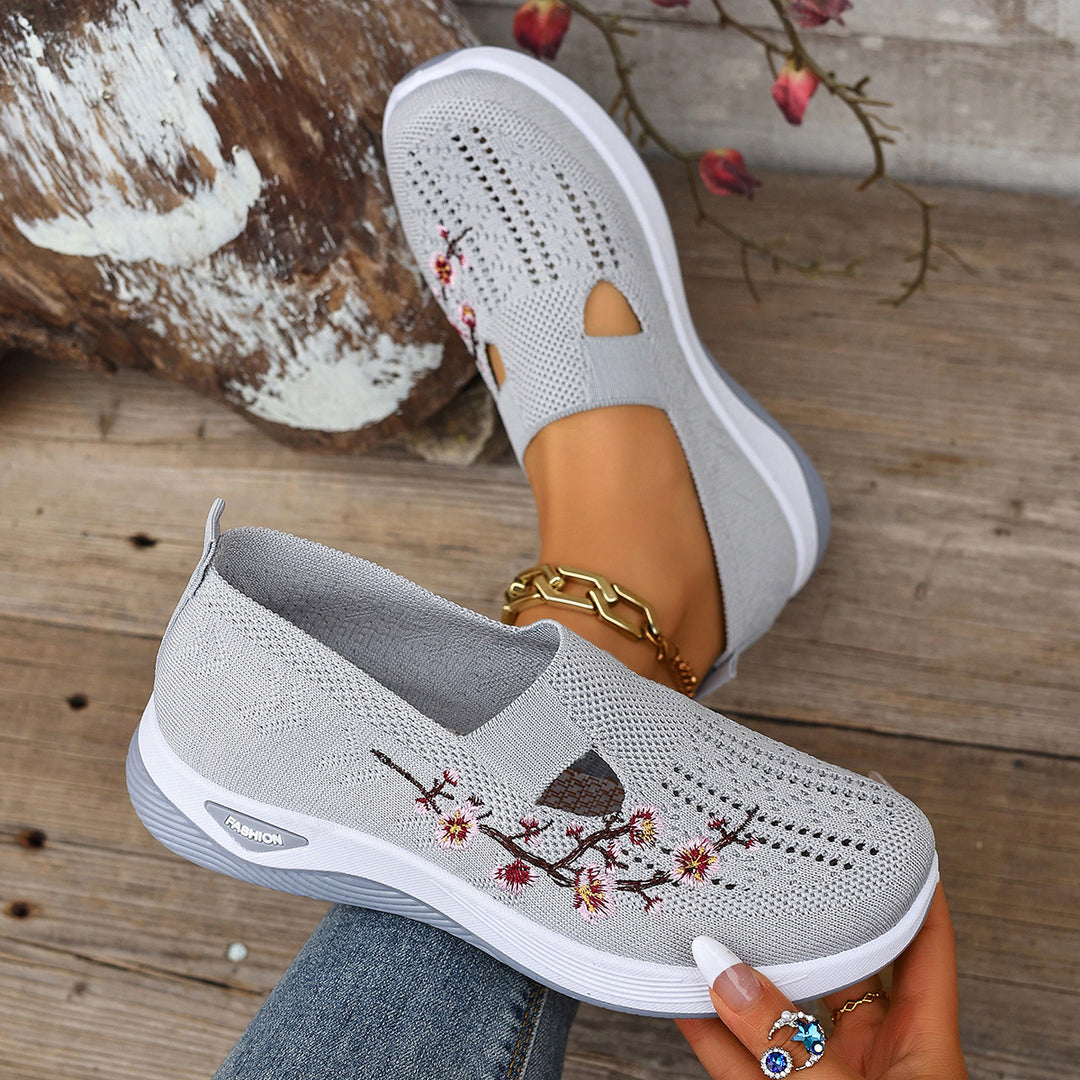 Damen Bequeme Slip-On Sneakers mit floralem Stickerei EB