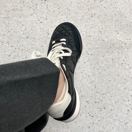 Damen Sportliche Lifestyle-Sneaker mit gepolstertem Obermaterial und dämpfender Sohle EB