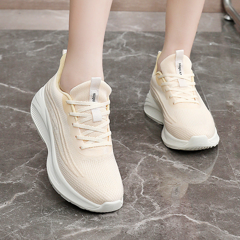 Damen Sportliche Sneaker mit atmungsaktivem Obermaterial und dämpfender Sohle EB