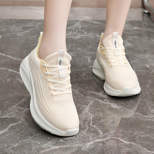 Damen Sportliche Sneaker mit atmungsaktivem Obermaterial und dämpfender Sohle EB