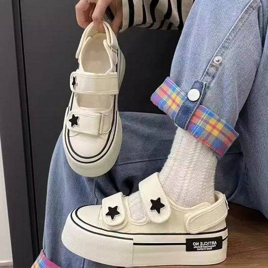 Damen Sneaker mit doppeltem Klettverschluss und verspielter Sternapplikation EB