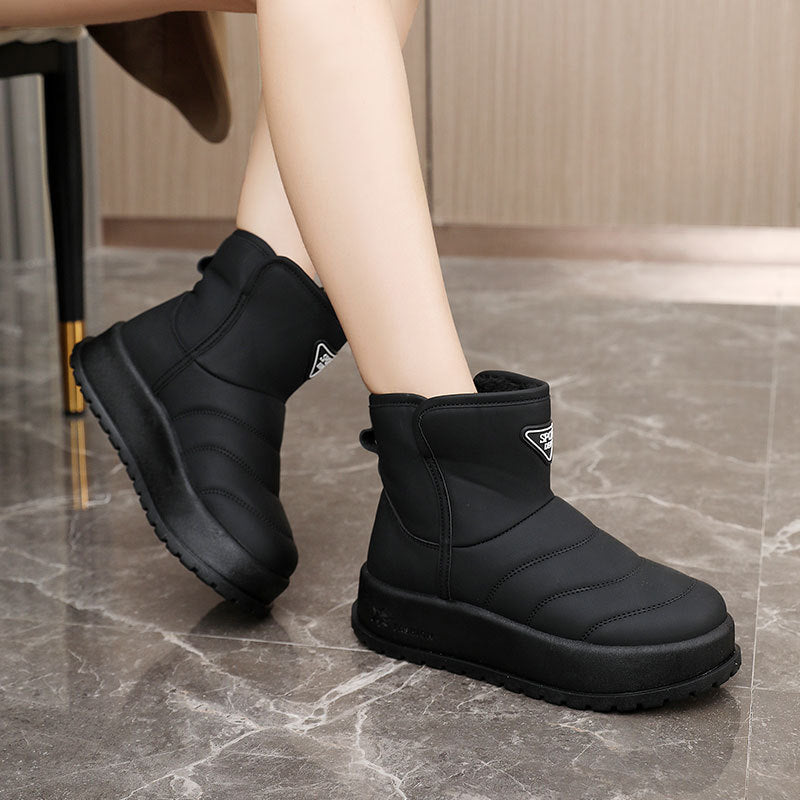 Damen warme Winterstiefel mit kuscheligem Innenfutter und robustem Profil EB