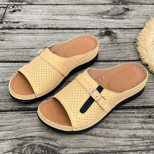 Damen Bequeme Fußbett-Sandalen mit verstellbarem Riemen EB