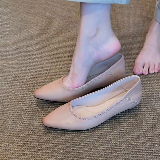 Damen elegante Ballerinas mit hochwertiger Lederoberfläche und modischem Lochmuster EB