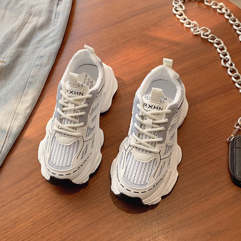 Damen Sportliche Sneaker mit dämpfendem Sohlenprofil und innovativem Mesh-Obermaterial EB
