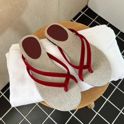 Damen Zehentrenner-Sandalen mit geflochtenem Riemendesign und ergonomischem Fußbett EB