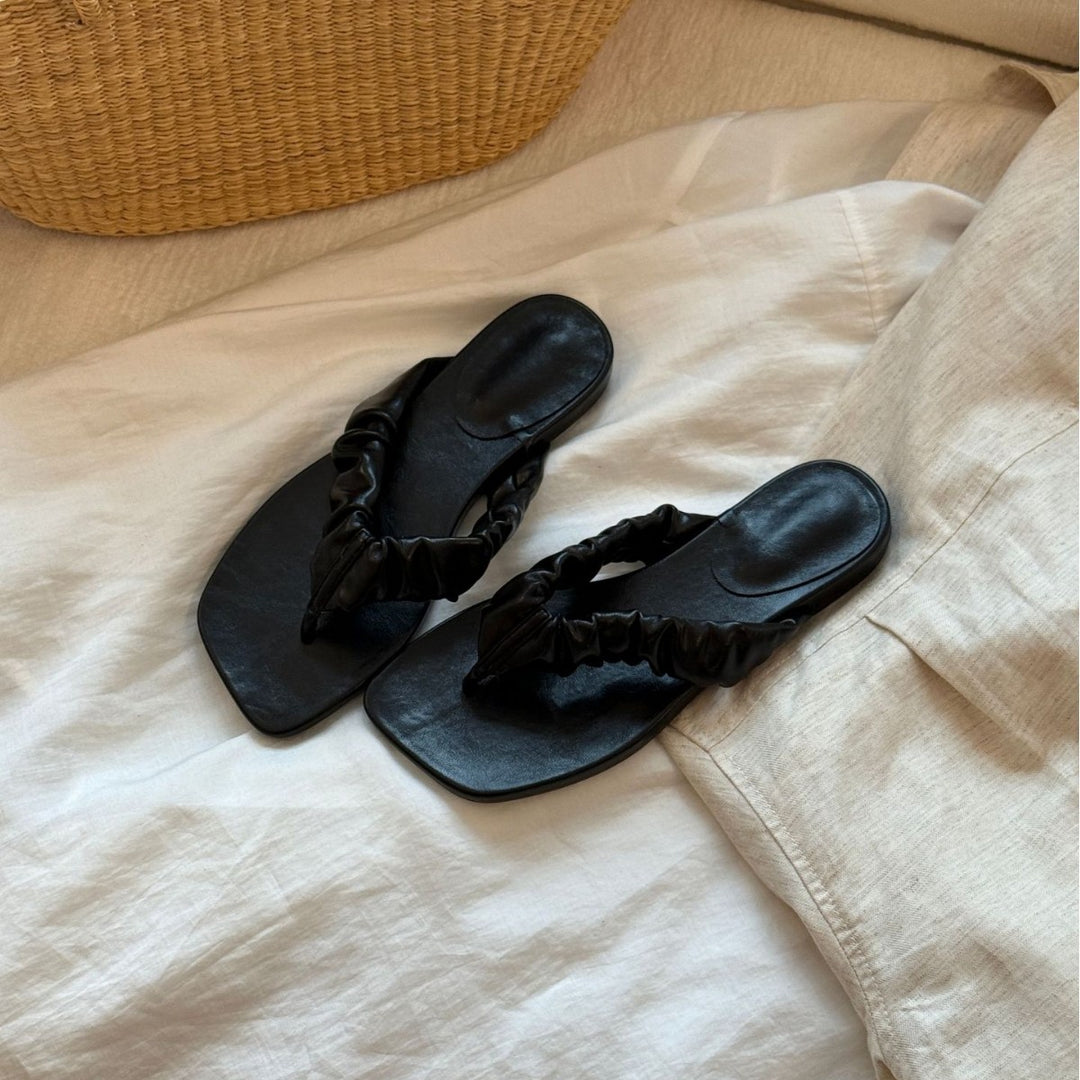 Damen Elegante Flip-Flops mit rüschendetails aus hochwertigem Leder EB