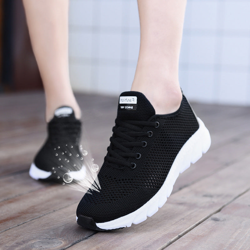Damen Lauf- und Freizeitschuhe mit atmungsaktivem Obermaterial und flexibler Sohle EB