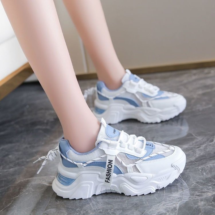 Damen Sportliche Sneakers mit modischem Mesh-Obermaterial und gepolsterter Laufsohle EB