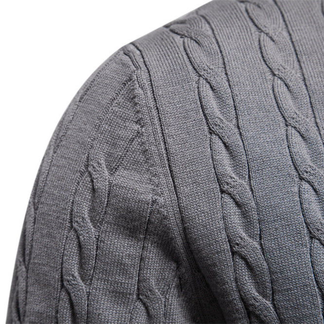 Herren Strickpullover mit Zopfmuster und Rundhalsausschnitt EB
