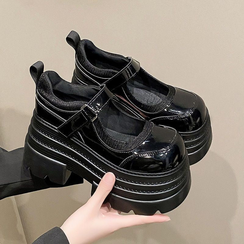 Damen modische Plateau-Schuhe mit praktischem Riemenverschluss EB