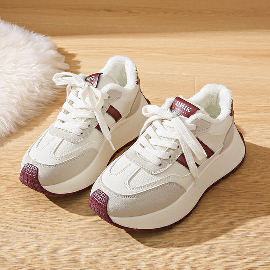 Damen Freizeit Sneakers mit kuscheligem Innenfutter und rutschfester Sohle EB