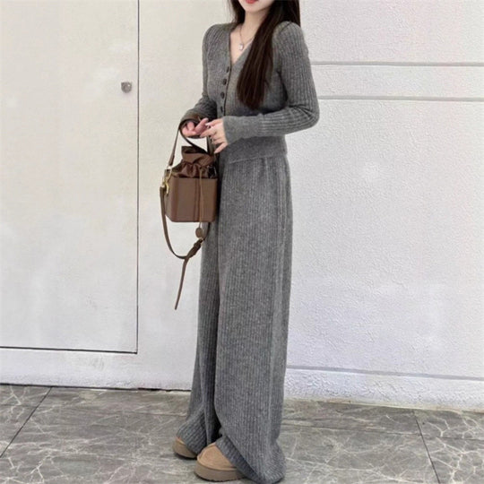 Damen Elegantes gestricktes Jumpsuit mit Knopfdetails und weitem Bein EB