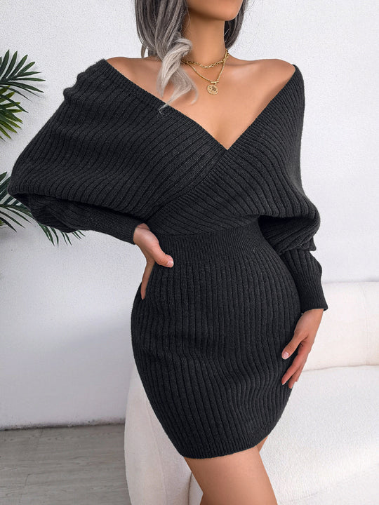 Damen gestricktes Minikleid mit V-Ausschnitt EB