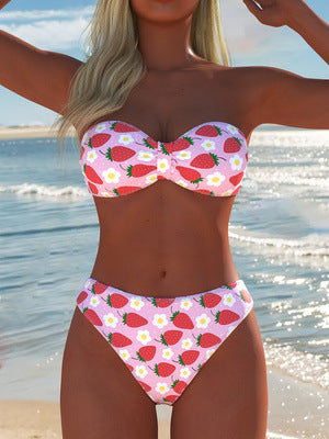 Damen Bandeau-Bikini mit hochgeschnittenen Pants und buntem Bedruck EB