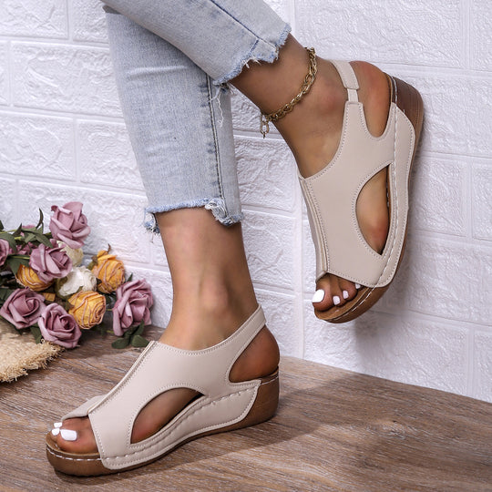 Damen Wedge-Sandalen mit offenen Einschnitten und verstellbarem Riemen EB