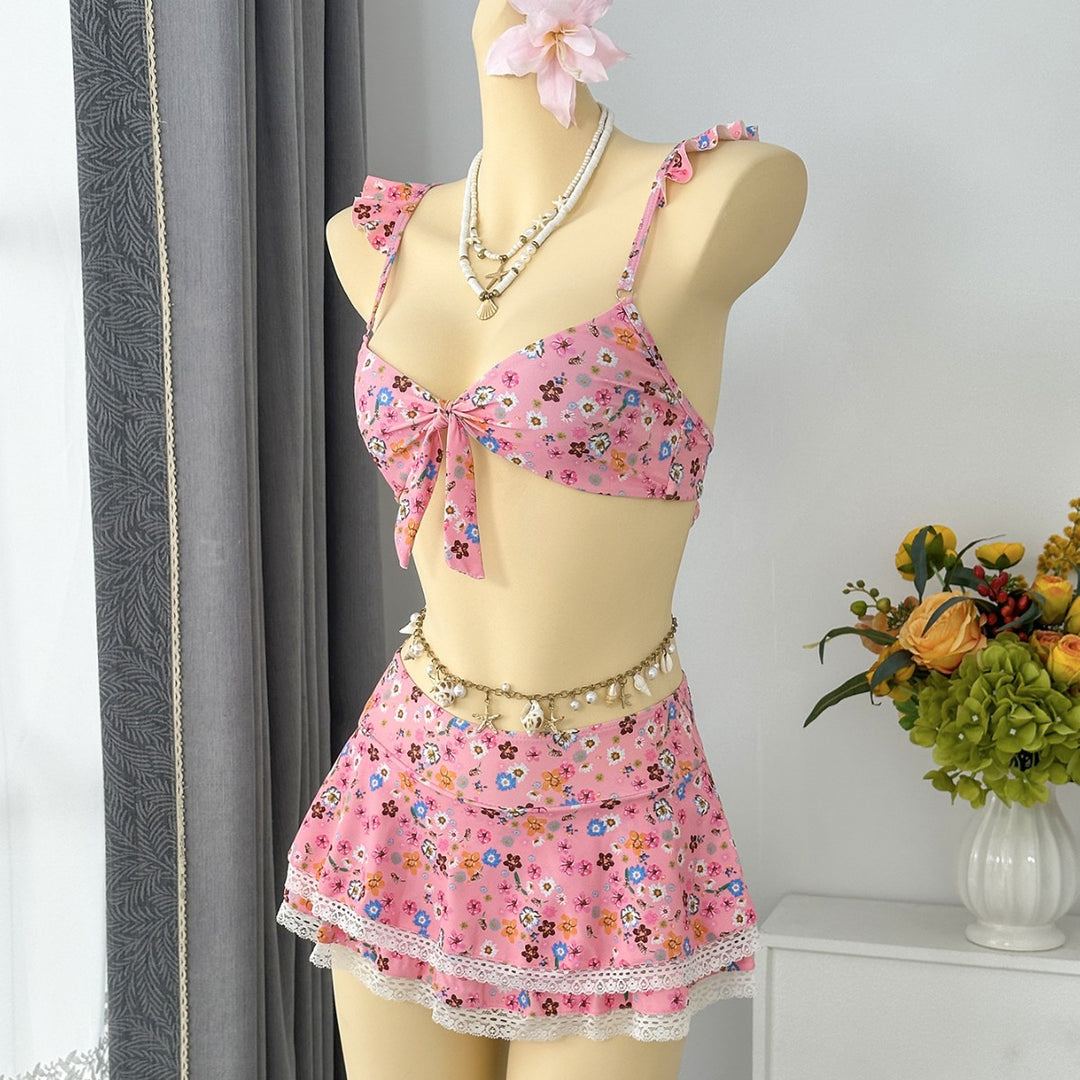 Damen Bikini-Set mit verspieltem Wickelrock und floralem Design EB
