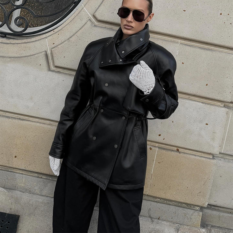 Damen Modische Kunstlederjacke mit hohen Kragen und praktischen Taschen EB
