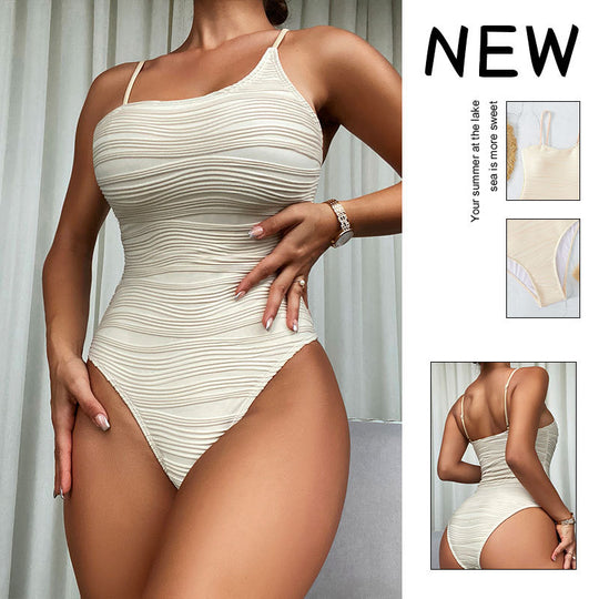 Damen Einteiler Badeanzug mit raffiniertem Rippendesign EB