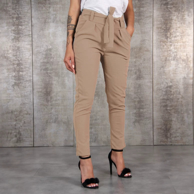 Damen nan taillierte Paperbag-Hose mit Bindegürtel und schmalem Bein EB