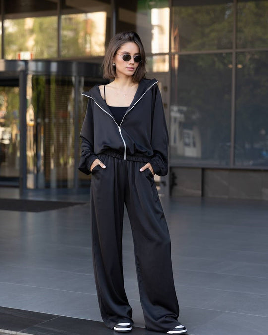 Damen lässiges Zweiteiler Set aus fließender Satinoptik mit weitem Bund und Crop-Top Eichborn Berlin
