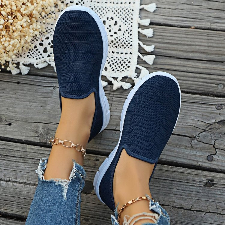 Damen Slip-On Sneakers mit atmungsaktiver Oberflächenstruktur und rutschfester Sohle EB