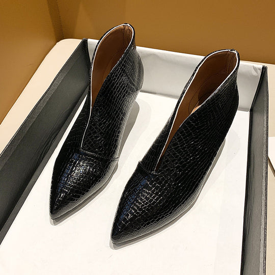 Damen nan spitze Stiefelette mit Krokoprägung und niedrigem Kittenabsatz EB