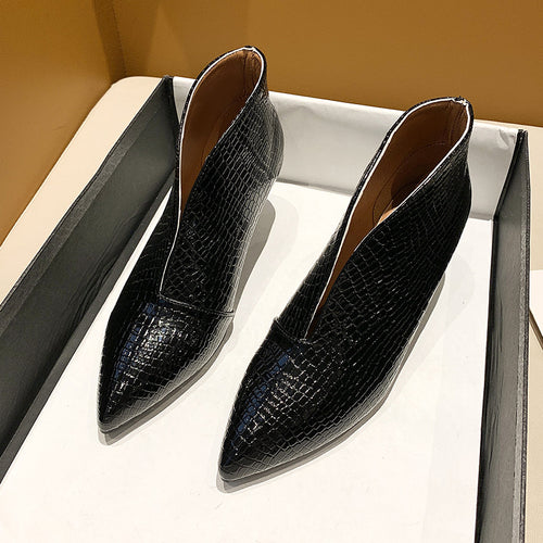 Damen nan spitze Stiefelette mit Krokoprägung und niedrigem Kittenabsatz EB
