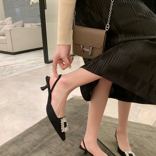 Damen Slingback Pumps mit funkelndem Schmuckdetail EB