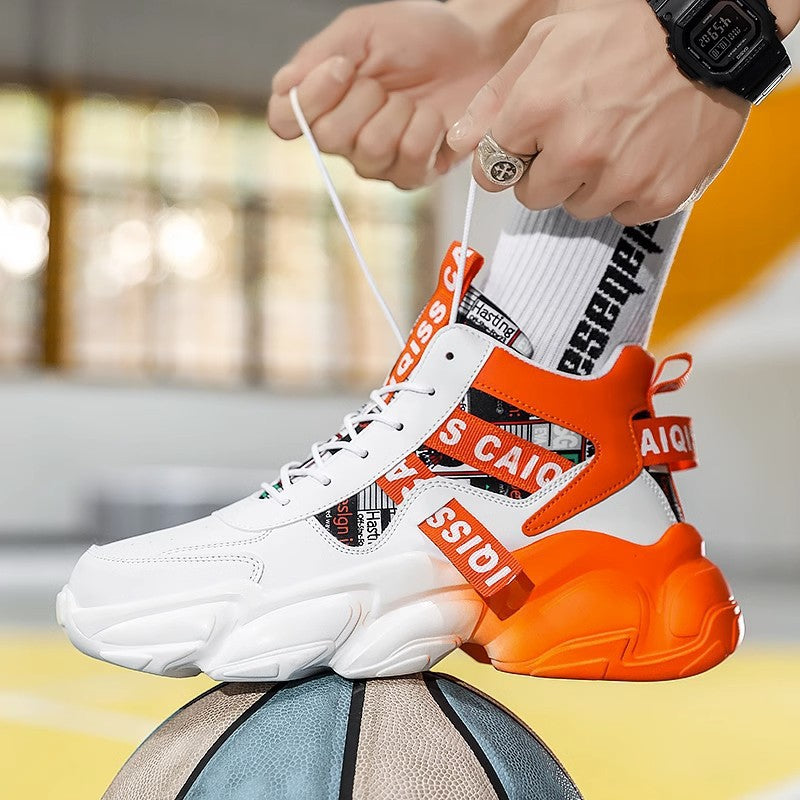 Unisex hochgeschnittener Plateau-Sneaker mit grafischem Print, gepolstertem Knöchelkragen und skulpturierter Gummisohle EB