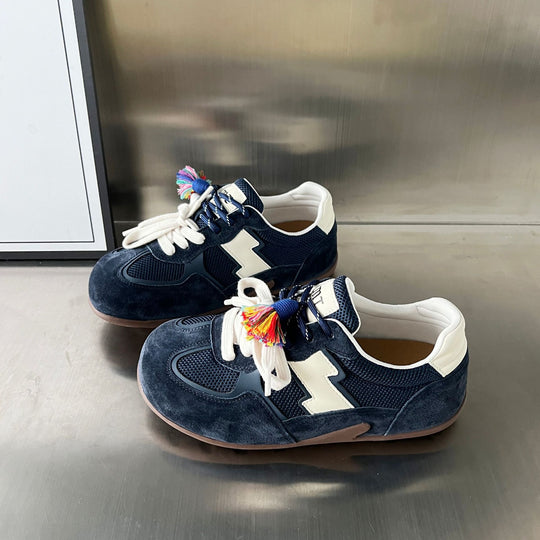 Damen Sportliche Sneaker mit atmungsaktiver Mesh-Oberfläche und buntem Quasten-Detail EB