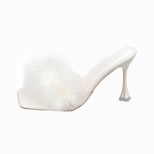 Damen trendige Slippers mit flauschigem Detail EB