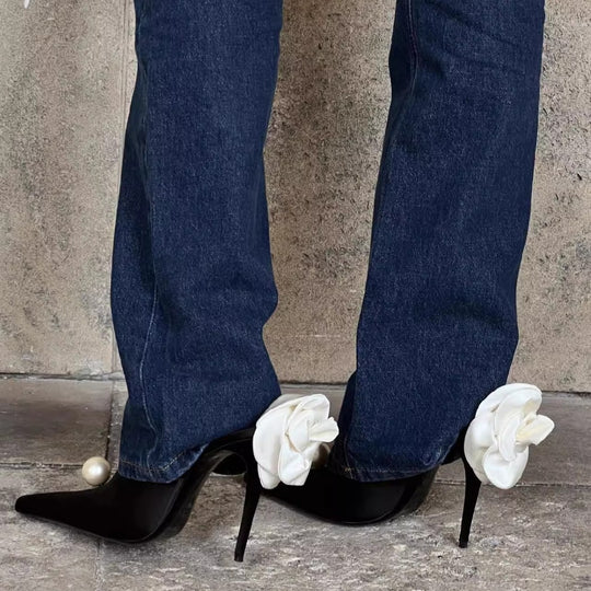 Damen elegante spitze High Heel Schuhe mit dekorativer Perlen- und Blumenapplikation EB