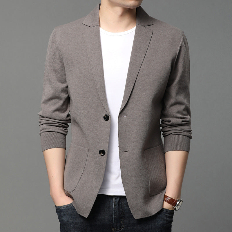 Herren Strickblazer mit eleganten Knopfdetails und praktischen Taschen EB