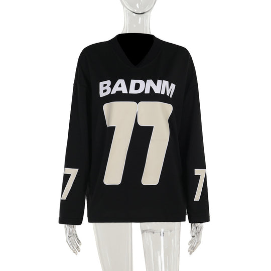 Damen Oversize Sport-Sweatshirt mit V-Ausschnitt und Statement-Print EB