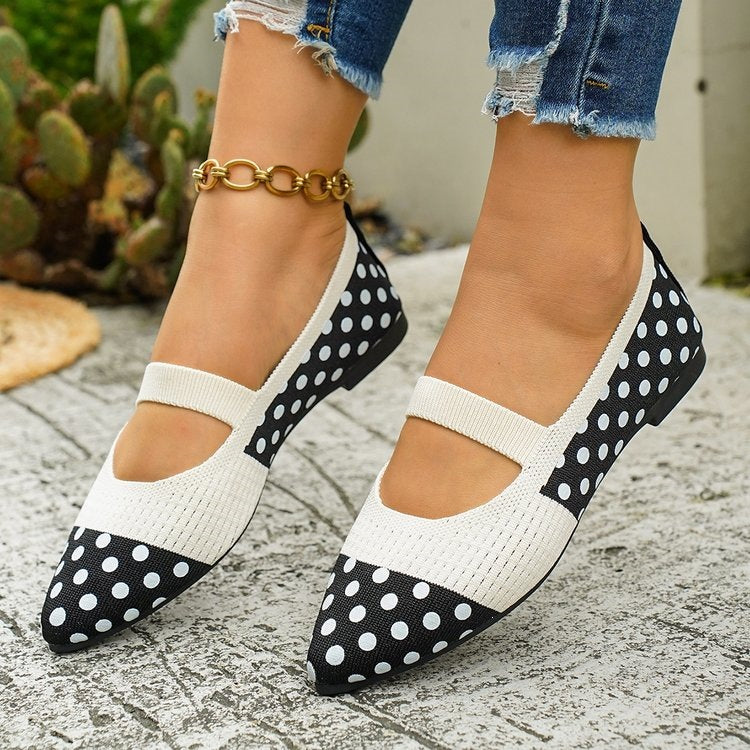 Damen Modische Ballerinas mit Punkten und elegantem Riemendesign EB