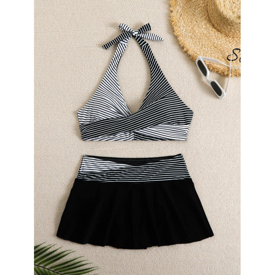Damen Sport-Bikini-Set mit hochgeschlossenem Oberteil und schwingendem Rock EB