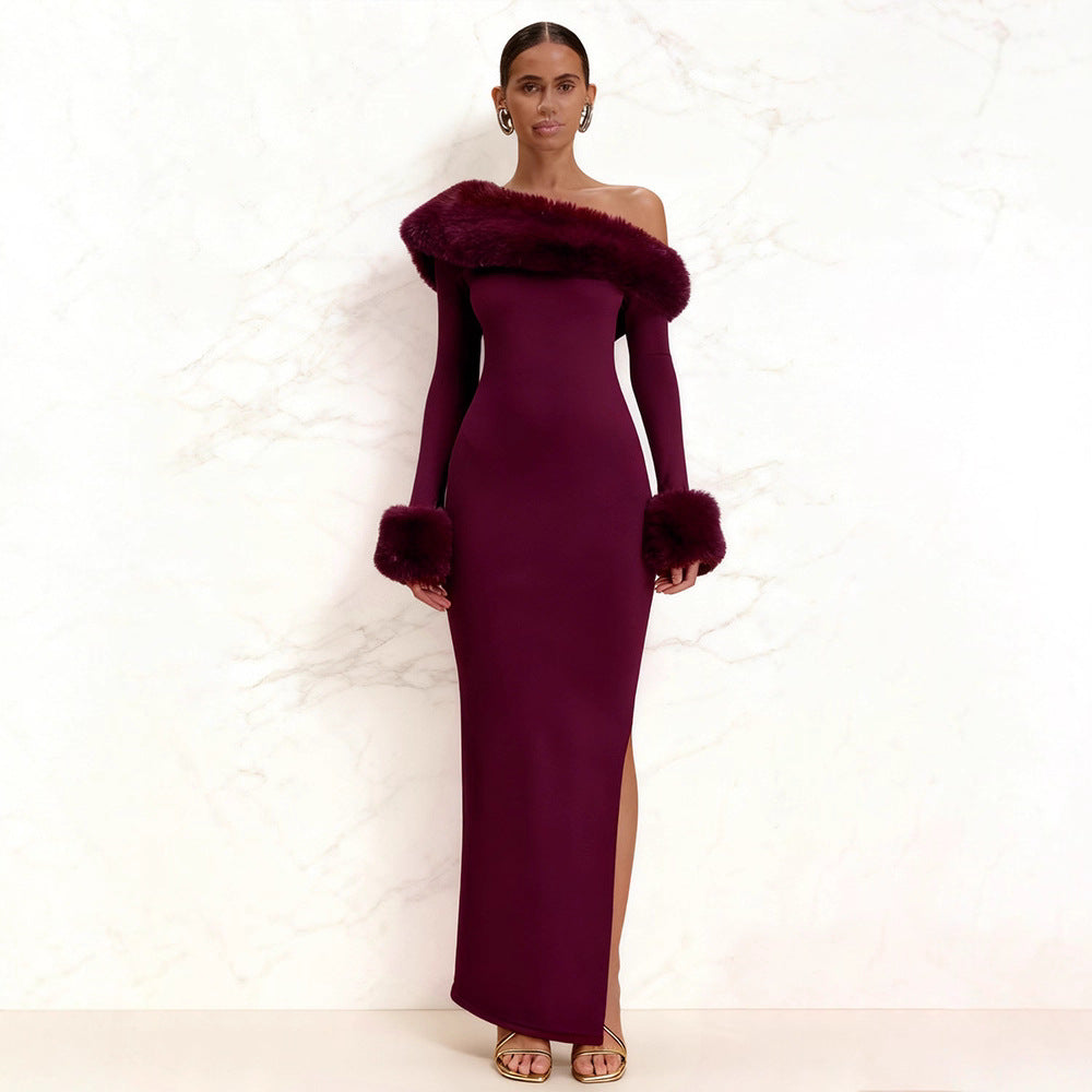 Damen Langarm-Maxikleid mit schulterfreier Optik und eleganten Fellakzenten EB