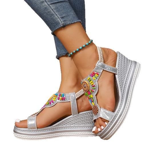 Damen Wedge-Sandalen mit bunten Perlen-Detail und rutschfester Sohle EB