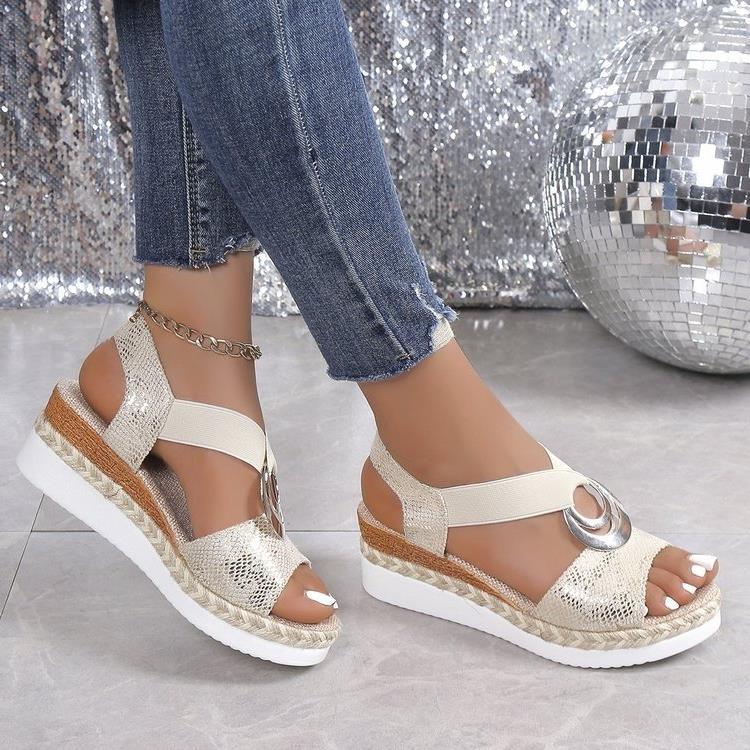 Damen Komfortable Plateau-Sandalen mit modischem Schmuckdetail EB