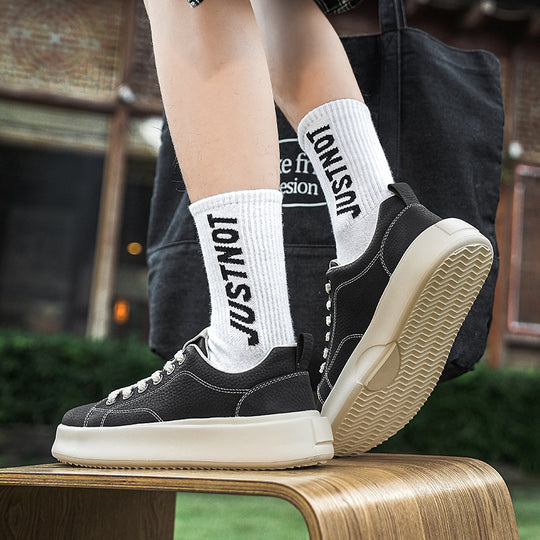 Damen Sportliche Sneakers mit robustem Leder-Design EB