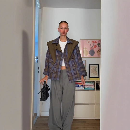 Damen Karierte Überjacke mit weitem Schnitt und klassischen Reverskragen EB