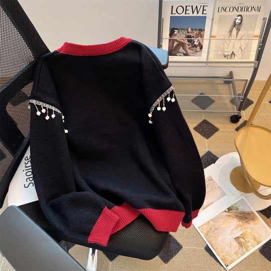 Damen festlicher Strickpullover mit Tannenbaum-Motiv und verspielten Akzenten EB