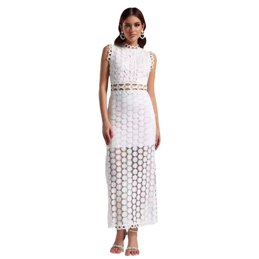 Damen Elegantes Spitzen-Maxikleid mit transparenten Einsätzen und dekorativen Rüschendetails EB