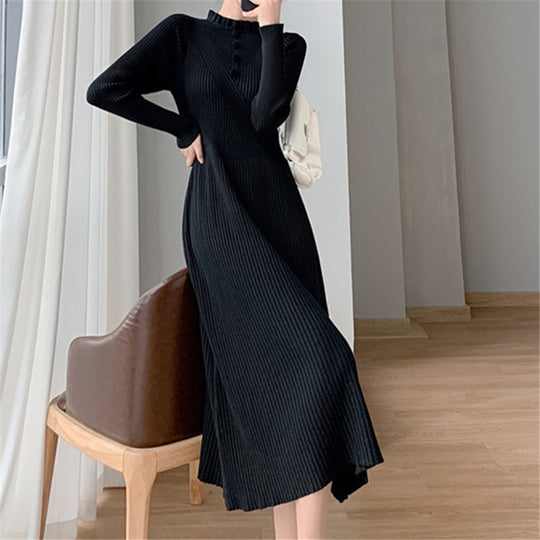Damen Midi-Strickkleid mit hohem Kragen und Knopfdetails EB