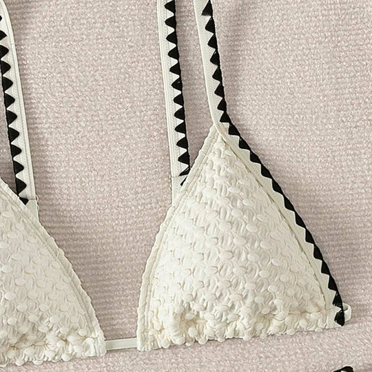 Damen Triangel-Bikini mit raffiniertem Häkelmuster EB