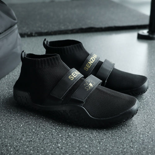 Damen Sportliche Aquaschuhe mit elastischem Klettverschluss und rutschfester Sohle EB