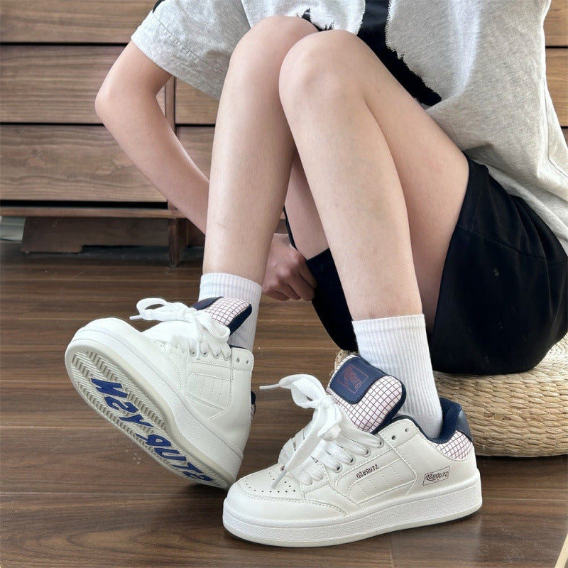 Damen Sportliche Freizeitschuhe mit luftiger Oberflächenstruktur und rutschfester Sohle EB